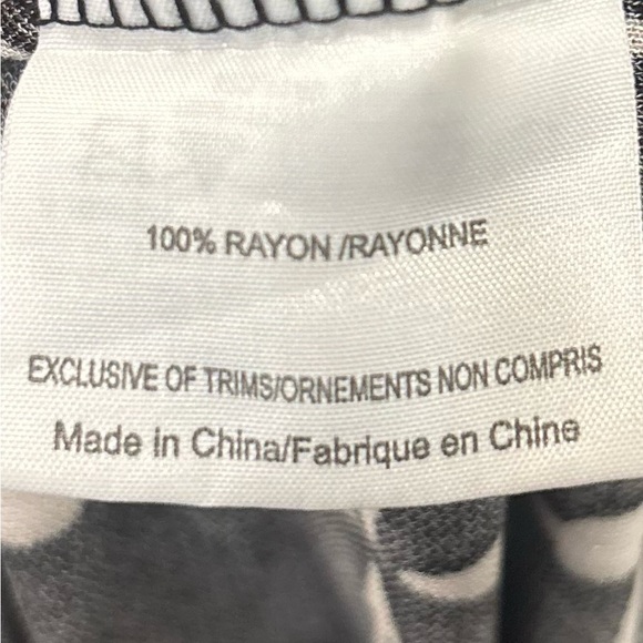 Tory Burch NWOT Mock Neck Long Sleeve Geometric Arrow Sleeve Mini Dress Sz M - Picture 7 of 9